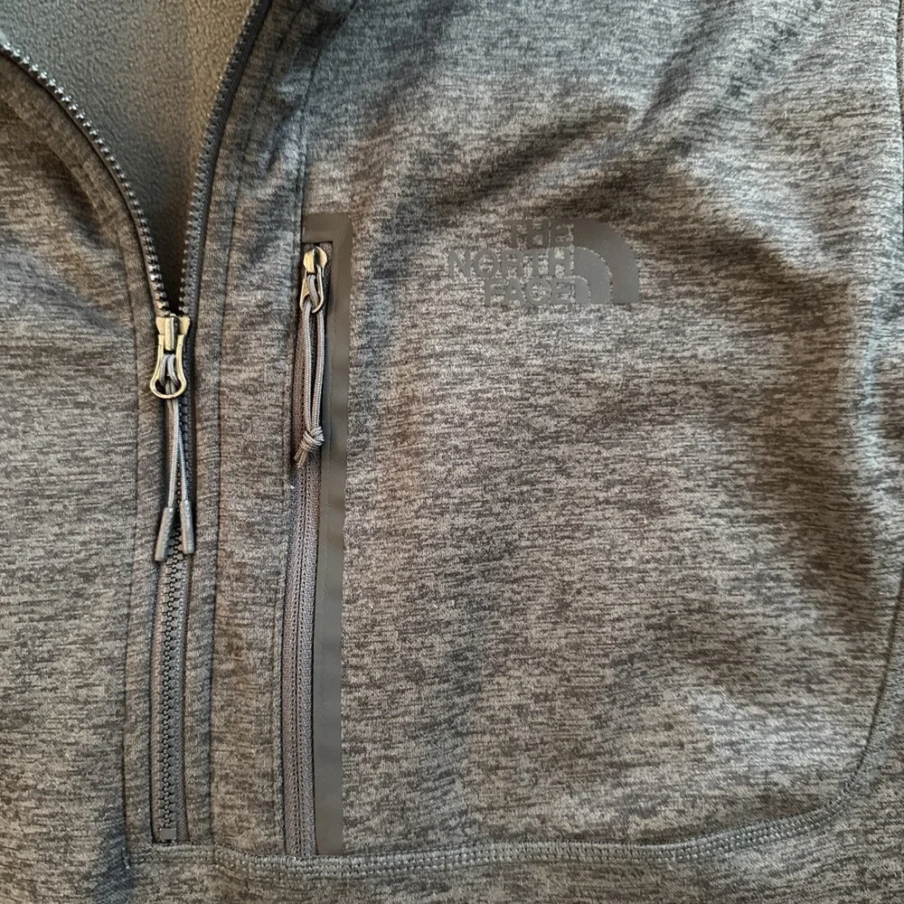 The North Face Skyline 1/2 Zip Men's Size XL Fleece Pullover Dark Grey Heather - Picture 3 of 10